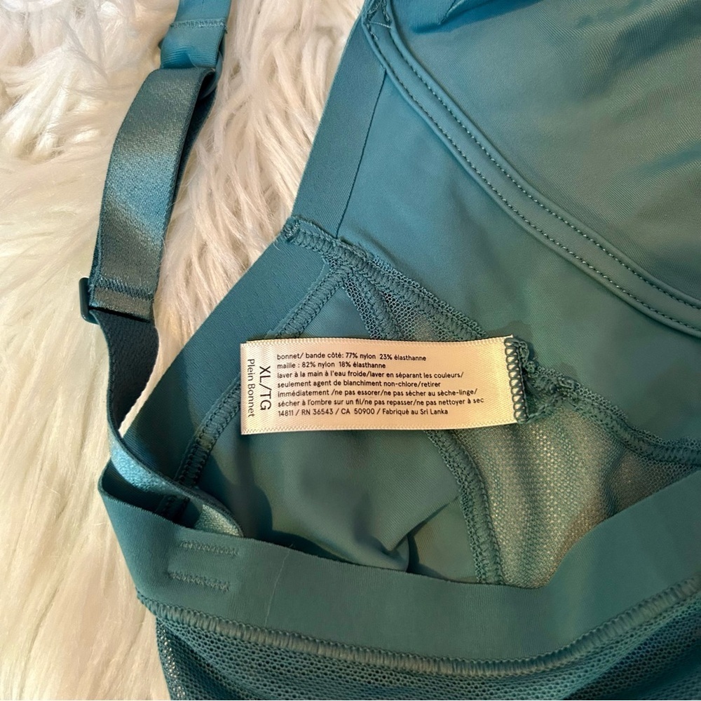 True & Co True Body Lift Triangle Bra, Hydro Mesh - Picture 12 of 12